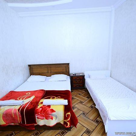 Hotel Belfast Batumi Esterno foto
